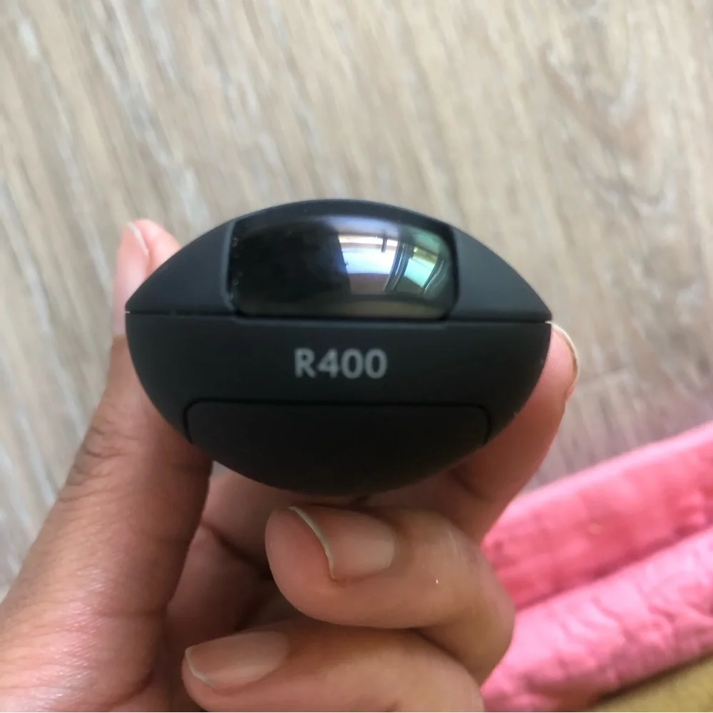 Logitech R400 2.4GHz Wireless Presenter - Picture 5 of 5